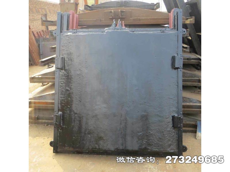 方形污厂铸铁挡水闸用于污水处理厂沉淀池、排水系统，由环保机构、市政工程公司等单位采用。方形结构适配矩形渠道，铸铁材质耐生物腐蚀。可调式配重控制闸门开度，支持与刮泥机联动，提升污水处理效率。方形污厂铸铁挡水闸价格电话微信联系厂家。